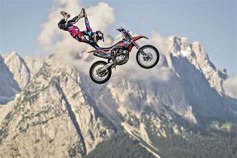 Extreme sport .